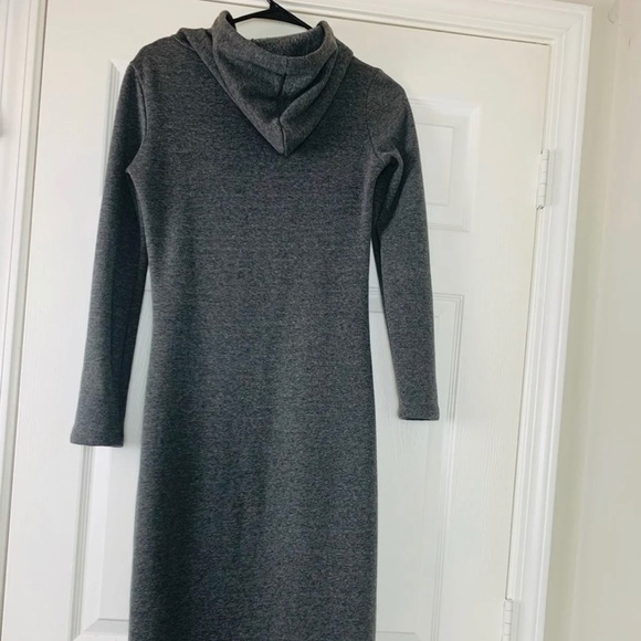 Gray Hooded Dress + Sheepskin Interior - Picture 2 of 3